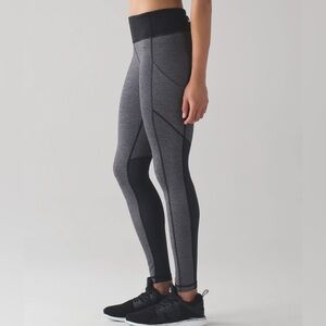 Lululemon Lululemon Speed Tight V Heathered Black / Deep Coal size 6